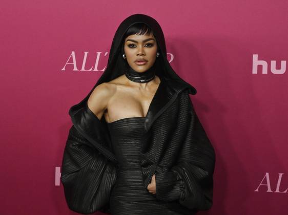 Cast member Teyana Taylor attends the world premiere of the Hulu original TV Series All s Fair at the DGA Theater in Los Angeles on Thursday, October 16, 2025. Storyline: Follows a successful divorce lawyer and the owner of an all-female law firm in Los Angeles.  LAP2025101612 JIMxRUYMEN