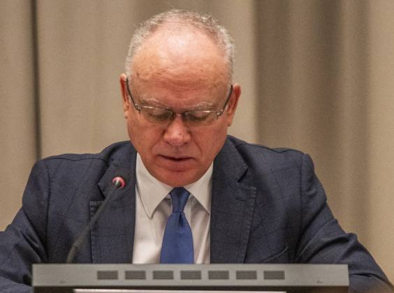 October 20, 2025, Geneva, Geneva, Switzerland: Geneva Switzerland, 10 20 2025: .Rapporteur CHAPERSON explained the issues during the 16th UN conference on Trade and Development (United Nations Conference on Trade and Development) and which is also the 16th session of the 16th UN conference on Trade and Development, which brings together heads of state and government, ministers and other key stakeholders from business, civil society and academia to address issues of global trade and economic development and took place at United Nations of Geneva in Geneva. Geneva Switzerland - ZUMAd206 20251020_zip_d206_001 Copyright: xEricxDubostx