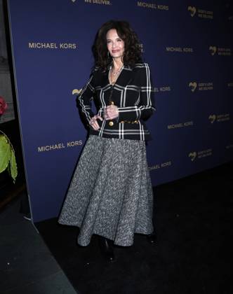 October 20, 2025, New York, Ny, United States: Lynda Carter attends God s Love We Deliver 2025 Golden Heart Awards Celebration. Held at Cathedral Church of St. John the Divine in New York. Zuma Press October 20, 2025. New York United States - ZUMAp281 20251020_zea_p281_152 Copyright: xPhotoxImagexPressx
