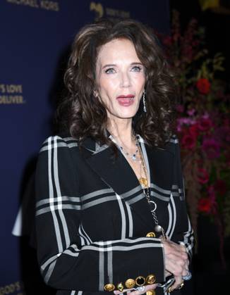 October 20, 2025, New York, Ny, United States: Lynda Carter attends God s Love We Deliver 2025 Golden Heart Awards Celebration. Held at Cathedral Church of St. John the Divine in New York. Zuma Press October 20, 2025. New York United States - ZUMAp281 20251020_zea_p281_164 Copyright: xPhotoxImagexPressx