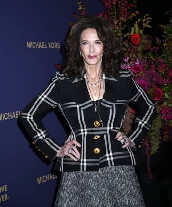 October 20, 2025, New York, Ny, United States: Lynda Carter attends God s Love We Deliver 2025 Golden Heart Awards Celebration. Held at Cathedral Church of St. John the Divine in New York. Zuma Press October 20, 2025. New York United States - ZUMAp281 20251020_zea_p281_163 Copyright: xPhotoxImagexPressx