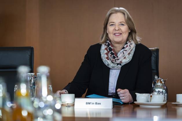 Baerbel Bas SPD , Federal Minister for Labor and Social Affairs, pictured before the start of the 20 cabinet meeting in the Federal ChancelleryBerlin, 22 10 2025 Berlin Germany Copyright: xAmreixSchulzx