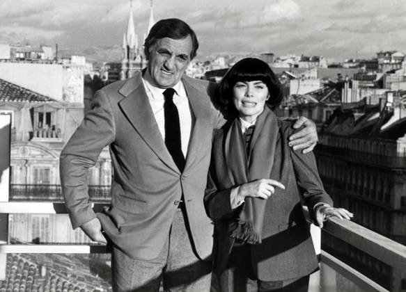 Lino Ventura and Mireille Mathieu at the Cannes Film Festival RECORD DATE NOT STATED  Copyright: x GilbertxTourte ArtComPressxviaxopale.photox !ACHTUNG AUFNAHMEDATUM GESCHÄTZT!