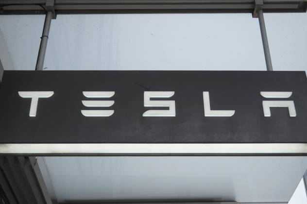 Daily Life in New York City, US - 5 Nov 2025 A Tesla showroom is seen in Manhattan, New York City. New York United States Copyright: xJiminxKimx xSOPAxImagesx JKIM_daily_life_nyc_nov_5_25_DSC4274.jpeg