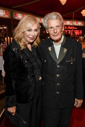 abb Palazzo Evelyn Bresser and Klaus Bresser as guests at the gala premiere of Kolja Kleeberg and Hans Peter Wodarz 17 Dinner Show Unikate at PALAZZO Spiegelpalast on 07 11 2025 in Berlin Berlin Germany