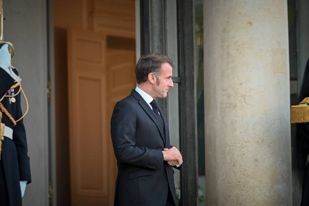French president Emmanuel Macron welcomes Mahmoud Abbas at Elysee Palace 450581 2025 11 11 Copyright: xBarbaraxNeymanx xStarfacex STAR_450581_019