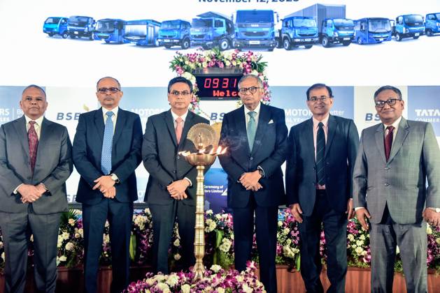 Listing ceremony of Tata Motors Limited, the commercial vehicle business entity following the demerger Mumbai, Nov 12 (ANI): Chairman of Tata Sons Natarajan Chandrasekaran, MD & CEO, Tata Motors Limited, Girish Wagh, Managing Director and Chief Executive Officer of BSE, Sundararaman Ramamurthy and other dignitaries in a group picture during the Tata Motors Commercial Limited Listing Ceremony at BSE, in Mumbai on Wednesday. Mumbai Maharashtra India Copyright: xANIx ANI_20251112158