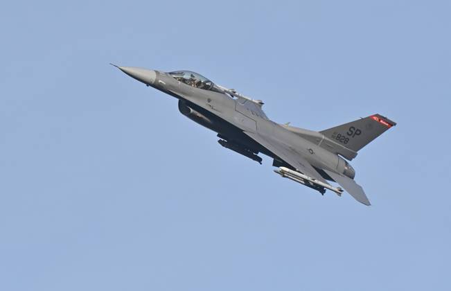 04 11 2025, xjrdrx, Politics, Air Force US Air Force, Lockheed Martin F 16 Fighting Falcon fighter aircraft Spangdahlem