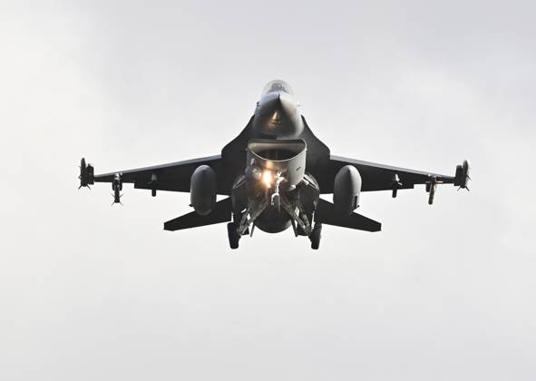 04 11 2025, xjrdrx, Politics, Air Force US Air Force, Lockheed Martin F 16 Fighting Falcon fighter aircraft Spangdahlem