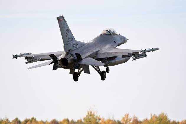 04 11 2025, xjrdrx, Politics, Air Force US Air Force, Lockheed Martin F 16 Fighting Falcon fighter aircraft Spangdahlem