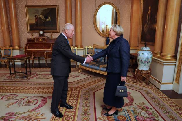 Audience at Buckingham Palace King Charles III during an audience with the President of Iceland Halla Tomasdottir, at Buckingham Palace, London. Picture date: Thursday November 20, 2025., Credit:Jonathan Brady Avalon UK, London Copyright: xJonathanxBradyx xAvalonx 1053581084