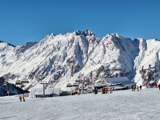Ischgl, Samnaun theme picture ski resort Silvretta Arena Ischgl, Samnaun in the alpine region Paznaun, opening, season opening, season start 2025 2026 in Austria theme picture Copyright: xEibnerxPressefotox xFleigx