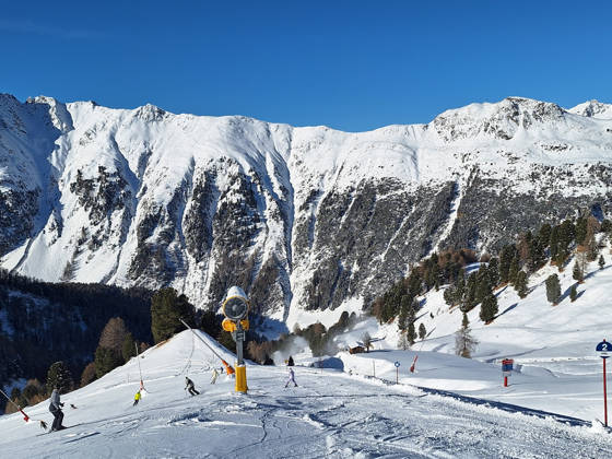Ischgl, Samnaun theme picture ski resort Silvretta Arena Ischgl, Samnaun in the alpine region Paznaun, opening, season opening, season start 2025 2026 in Austria theme picture Copyright: xEibnerxPressefotox xFleigx