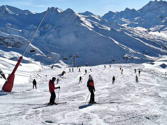 Ischgl, Samnaun theme picture ski resort Silvretta Arena Ischgl, Samnaun in the alpine region Paznaun, opening, season opening, season start 2025 2026 in Austria theme picture Copyright: xEibnerxPressefotox xFleigx