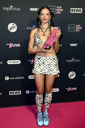 Nina Chuba at the 26 award ceremony of the 1Live Krone 2025 in the Lokschuppen Bielefeld, 04 12 2025 geislerfp_krone2025_6024