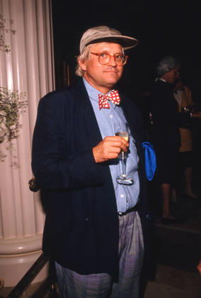 BEVERLY HILLS, CA - SEPTEMBER 25: Artist David Hockney attends Christie s Auction House Hosts a Cocktail Reception to Preview Its Art Auction of Billy Wilder s Art Collection on September 25, 1989 at the Beverly Hills Hotel in Beverly Hills, California. Copyright: xRalphxDominguez MediaPunchx