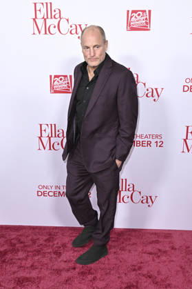 Woody Harrelson at the world premiere of the movie Ella McCay at the El Capitan Theatre Los Angeles, 09 12 2025 Foto:xD.xStarbuckx xFuturexImagex ella_5343