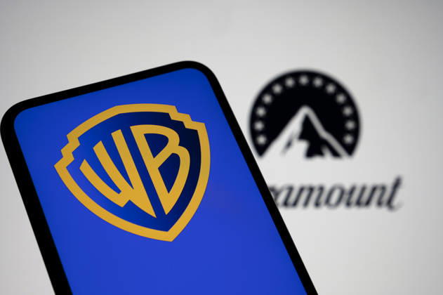 Photo Illustrations Of The Netflix Paramount Battle For The Acquisition Of Warner Bros. In this photo illustration, the Warner Bros. logo appears on a cell phone with the Paramount logo in the background in Creteil, France, on December 10, 2025. CrÃ teil France  Copyright: xSamuelxBoivinx originalFilename: boivin-notitle251210_npq07.jpg