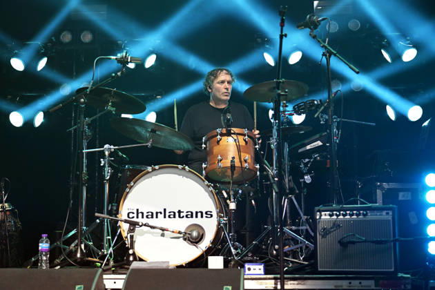 The Charlatans performing at Roundhouse in London LONDON, ENGLAND - DECEMBER 10: Peter Salisbury of ˜The Charlatans™ performing at Roundhouse, Chalk Farm on December 10, 2025 in London, England. CAP MAR MAR Great Britain Copyright: xMartinxHarris CapitalxPicturesx