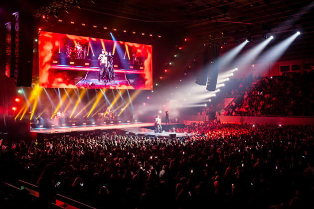 Solo concert of Ukrainian singer Max Barskih in Kyiv - 13 Dec 2025 Ukrainian singer Max Barskih performs at the Kyiv Palace of Sports. Kyiv Ukraine Copyright: xAleksandrxGusevx xSOPAxImagesx Oleksandr_Gusev_Max_Barskih_13122025(14)