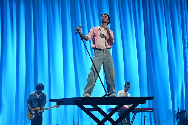 Solo concert of Ukrainian singer Max Barskih in Kyiv - 13 Dec 2025 Ukrainian singer Max Barskih performs at the Kyiv Palace of Sports. Kyiv Ukraine Copyright: xAleksandrxGusevx xSOPAxImagesx Oleksandr_Gusev_Max_Barskih_13122025(7)