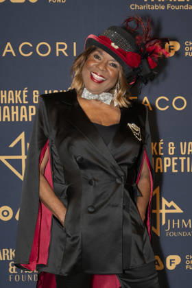 December 13, 2025, New York, New York, USA: Grammy AwardÃ¢â‚¬winning artist and 2025 COAF Lifetime Achievement Award recipient THELMA HOUSTON at the 22nd Annual COAF Holiday Gala, celebrating the Children of Armenia FundÃ¢â‚¬â ¢s work in rural Armenia. 13 December 2025 New York USA - ZUMAa265 20251213_zep_a265_026 Copyright: xEricxAcquayex
