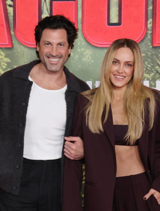 13 December 2025 - Los Angeles, Californi- Maksim Chmerkovskiy, Peta Murgatroyd,. Los Angeles Premiere Of Columbia Pictures Anaconda held at The United Theater on Broadwayl.in Los Angeles. Photo Copyright: xAdMediax MediaPunchx