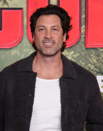 13 December 2025 - Los Angeles, Californi- Maksim Chmerkovskiy. Los Angeles Premiere Of Columbia Pictures Anaconda held at The United Theater on Broadwayl.in Los Angeles. Photo Copyright: xAdMediax MediaPunchx