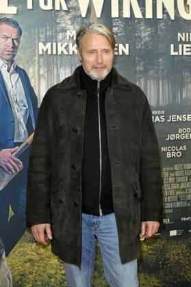 Mads Mikkelsen at the premiere of the movie Therapy for Vikings at the Delphi Filmpalast Berlin, 17 12 2025 Foto:xM.xBehrensx xFuturexImagex wikinger_5216