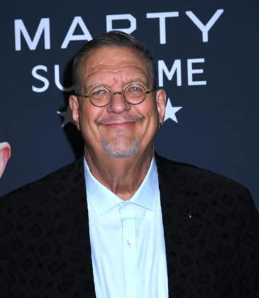 December 16, 2025, New York, Ny, United States: Penn Jillette attends A24 s Marty Supreme New York Premiere. Held at Regal Times Square in New York. Zuma Press December 16, 2025. New York United States - ZUMAp281 20251216_zea_p281_294 Copyright: xPhotoxImagexPressx