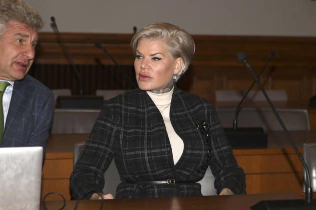Melanie Müller at the appeal trial for using signs of unconstitutional and terrorist organizations at Leipzig District Court Leipzig, 18 12 2025 Foto:xAgenturxWehnertx xGränzdörferx xFuturexImagex mueller_5213