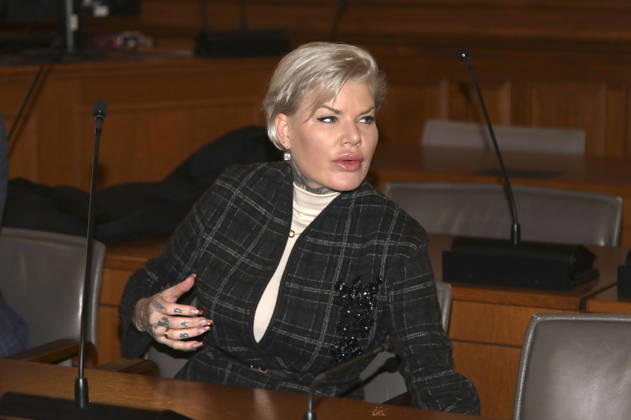 Melanie Müller at the appeal trial for using signs of unconstitutional and terrorist organizations at Leipzig District Court Leipzig, 18 12 2025 Foto:xAgenturxWehnertx xGränzdörferx xFuturexImagex mueller_5218