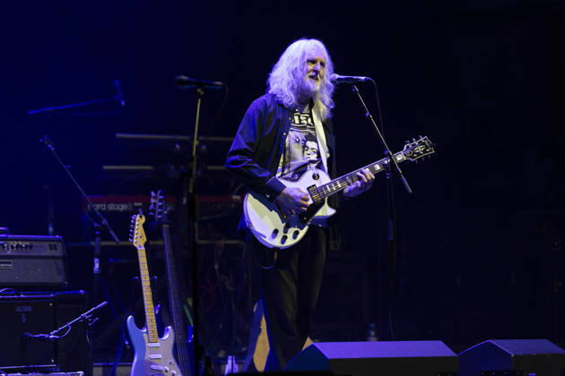 Martin McAloon perfroms live at o2 City Hall, Newcastle, on 18 December 2025 Martin McAloon perfroms live at o2 City Hall, Newcastle, on 18 December 2025, Credit:David Wala Avalon Tyne and Wear, Newcastle upon Tyne  Copyright: xDavidxWalax xAvalonx 1060261138
