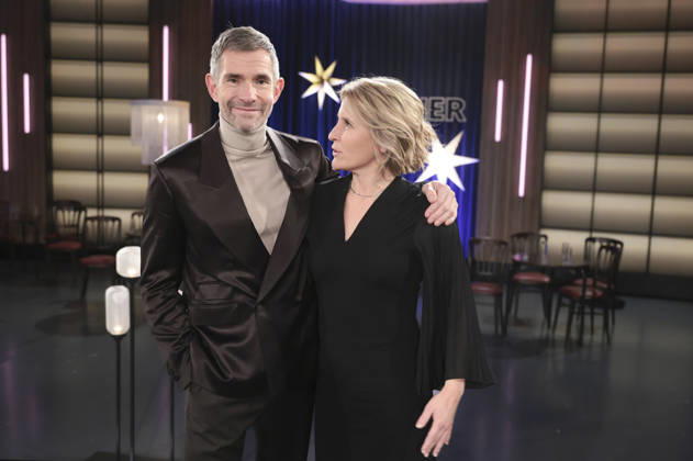 Micky Beisenherz and Susan Link at the recording of the WDR talk show Kölner Treff in WDR Studio BS 3 Cologne, 18 12 2025 Foto:xR.xSchmiegeltx xFuturexImagex koelner_treff1812_5248