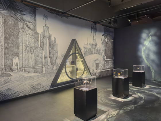 Exhibition opening Harry Potter The Exhibition at the Erlwein Forum in Dresden It is the most comprehensive collection of Harry Potter film props and costumes to date Harry Potter The Exhibition can be experienced until May 3, 2026