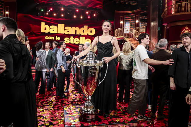 December 21, 2025, Rome, Rome, Italy: Dancing with the Stars television show, the finale. Pictured is Andrea Delogu and Nikita Perotti, the winners. Rome, Italy 20 December 2025 Rome Italy  - ZUMAa289 20251221_zia_a289_015 Copyright: xCristianoxMinichiellox