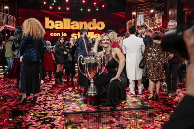 December 21, 2025, Rome, Rome, Italy: Dancing with the Stars television show, the final. Pictured is Francesca Fialdini, runner-up. Rome, Italy 20 December 2025 Rome Italy  - ZUMAa289 20251221_zia_a289_023 Copyright: xCristianoxMinichiellox