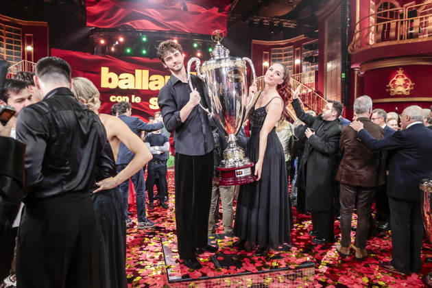 December 21, 2025, Rome, Rome, Italy: Dancing with the Stars television show, the finale. Pictured is Andrea Delogu and Nikita Perotti, the winners. Rome, Italy 20 December 2025 Rome Italy  - ZUMAa289 20251221_zia_a289_014 Copyright: xCristianoxMinichiellox