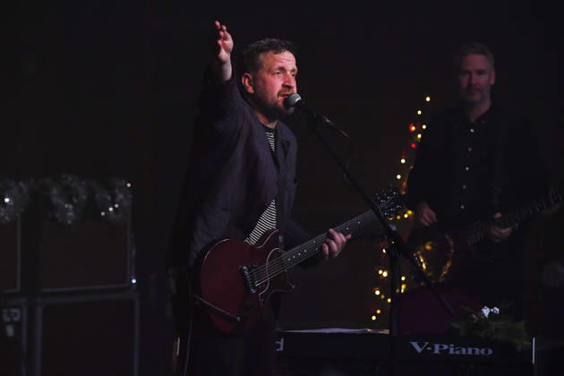The Futureheads performing at EartH in London LONDON, ENGLAND - DECEMBER 22: Barry Hyde of ™The Futureheads™ performing at EartH on December 22, 2025 in London, England. CAP MAR MAR Great Britain Copyright: xMartinxHarris CapitalxPicturesx