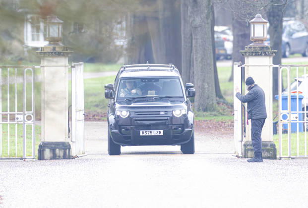 Andrew Mountbatten Windsor 21 12 2025 Andrew Mountbatten Windsor drives from Royal Lodge to Windsor Castle  Copyright: xDougxSeeburgx NINTCHDBPICT001047219295