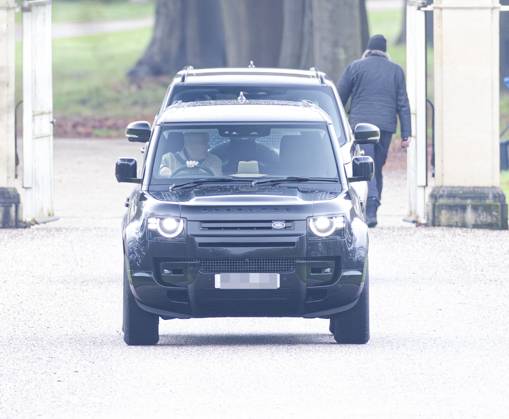 Andrew Mountbatten Windsor 21 12 2025 Andrew Mountbatten Windsor drives from Royal Lodge to Windsor Castle  Copyright: xDougxSeeburgx NINTCHDBPICT001047222141