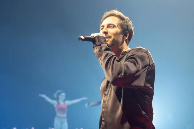 Max Giesinger Max Giesinger, German singer, songwriter and music producer , Holiday on Ice CINEMA OF DREAMS, Premiere in Munich with guest star Max Giesinger, 02 01 2026 Muenchen Bayern Germany Copyright: xkolbert-press UlrichxGamelx