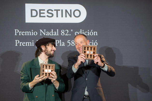82nd Nadal Novel Prize and 58th Josep Pla Prize for prose in Catalan The writer David Uclés i , winner of the 82nd Nadal Prize with La ciudad de las luces muertas and the philosopher Francesc Torralba d , winner of the Josep Pla Prize with Anatomia de l esperança , pose during the ceremony of the 82nd Nadal Novel Prize and the 58th Josep Pla Prize for prose in Catalan, at the Palace Hotel, on January 6, 2026, in Barcelona, Catalonia Spain The Nadal Novel Prize and the 58th Josep Pla Prize for prose in Catalan will be awarded on Epiphany night, with a prize of 30,000 euros for the first and 10,000 euros for the second 06 JANUARY 2026 Lorena Sopê Barcelona Catalunya Catalunya Catalunya Spain  Copyright: xLorenaxSopÃªnax 7200950
