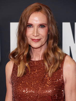 Los Angeles Premiere Of Row K Entertainment s Dead Man s Wire LOS ANGELES, CALIFORNIA, USA - JANUARY 07: American actress Kelly Lynch arrives at the Los Angeles Premiere Of Row K Entertainment s Dead Man s Wire held at AMC The Grove 14 on January 7, 2026 in Los Angeles, California, United States., Credit:Xavier Collin Avalon United States, California, Los Angeles, AMC The Grove 14  Copyright: xXavierxCollinx xAvalonx 1064230137