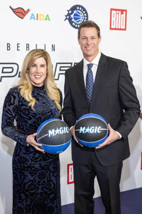 NBA Tip Off Dinner Axel Springer Heather Hoytink US American manager, who has been Senior Vice President SVP and Chief Commercial Officer for US Away From Home Beverages at PepsiCo since January 2026 And accompaniment Tip off Dinner Axel Springer Verlag invites you to a dinner at the publishing house in Berlin on the occasion of the NBA game on 15 01 Copyright: xEventpressxFuhrx