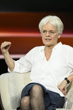 Ulrike Herrmann journalist 01 26 her Ulrike Herrmann on January 14, 2026 in Markus Lanz , ZDF TV television talk show talk show Germany german german woman journalism author taz tageszeitung economic expert business journalist german female journalist journalism high half sitting talking gesticulating