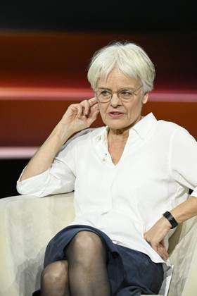 Ulrike Herrmann journalist 01 26 her Ulrike Herrmann on January 14, 2026 in Markus Lanz , ZDF TV television talk show talk show Germany german german woman journalism author taz tageszeitung economic expert business journalist german female journalist journalism high half sitting talking gesticulating
