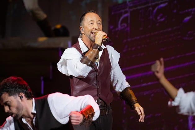 DJ BoBo, Europa Park Arena, The Great Adventure, concert, January 15, Europa Park Rust, Eurodance, live show, spectacular stage, lighting effects, dancers, choreography, hits, fans, sold out, tour start, multimedia show, VR experience, Copyright: xFINLEYxMÖRCHx