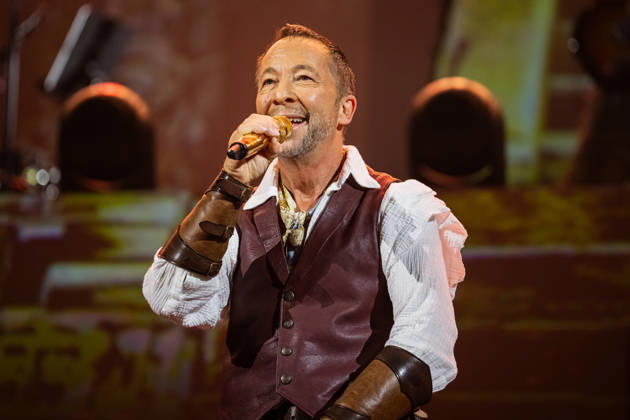DJ BoBo, Europa Park Arena, The Great Adventure, concert, January 15, Europa Park Rust, Eurodance, live show, spectacular stage, lighting effects, dancers, choreography, hits, fans, sold out, tour start, multimedia show, VR experience, Copyright: xFINLEYxMÖRCHx