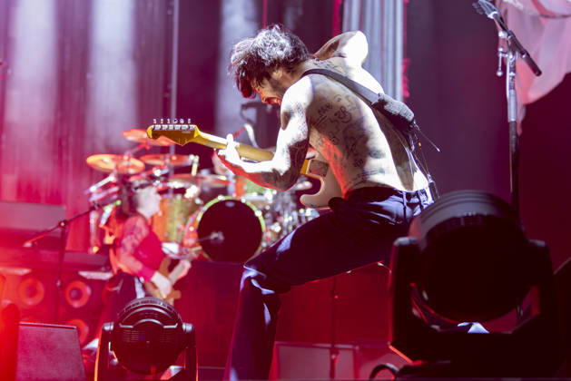Biffy Clyro perform at Co-Op Live Simon Neil of Biffy Clyro performs at Co-Op Live, Manchester, England, 17th January 2026, Credit:Mike Gray Avalon  Copyright: xMikexGrayx xAvalonx 1066925115